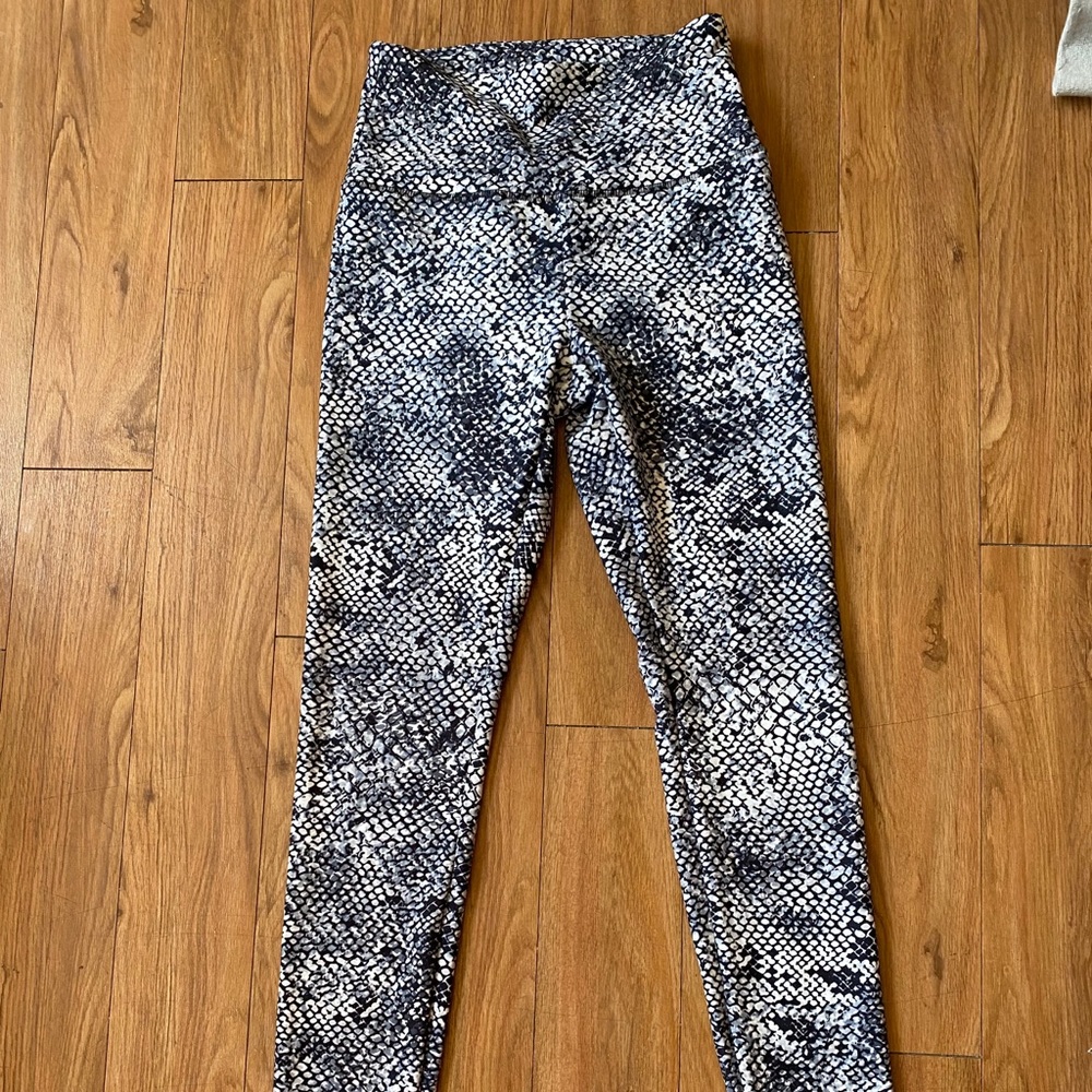 workout leggings!!